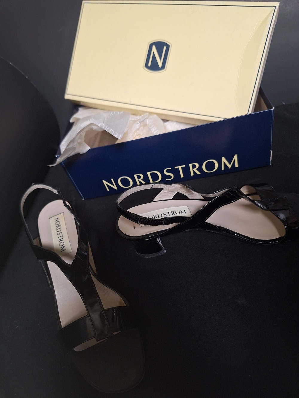 Vintage 60s/70s Nordstrom Shiny Black Patent Slingback Heels - Unworn